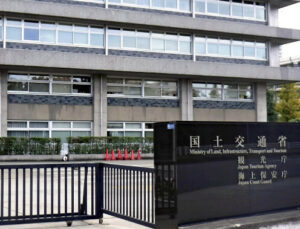 ダイビング体験中、女性が溺れ死亡…インストラクターと先に潜り夫は船上に